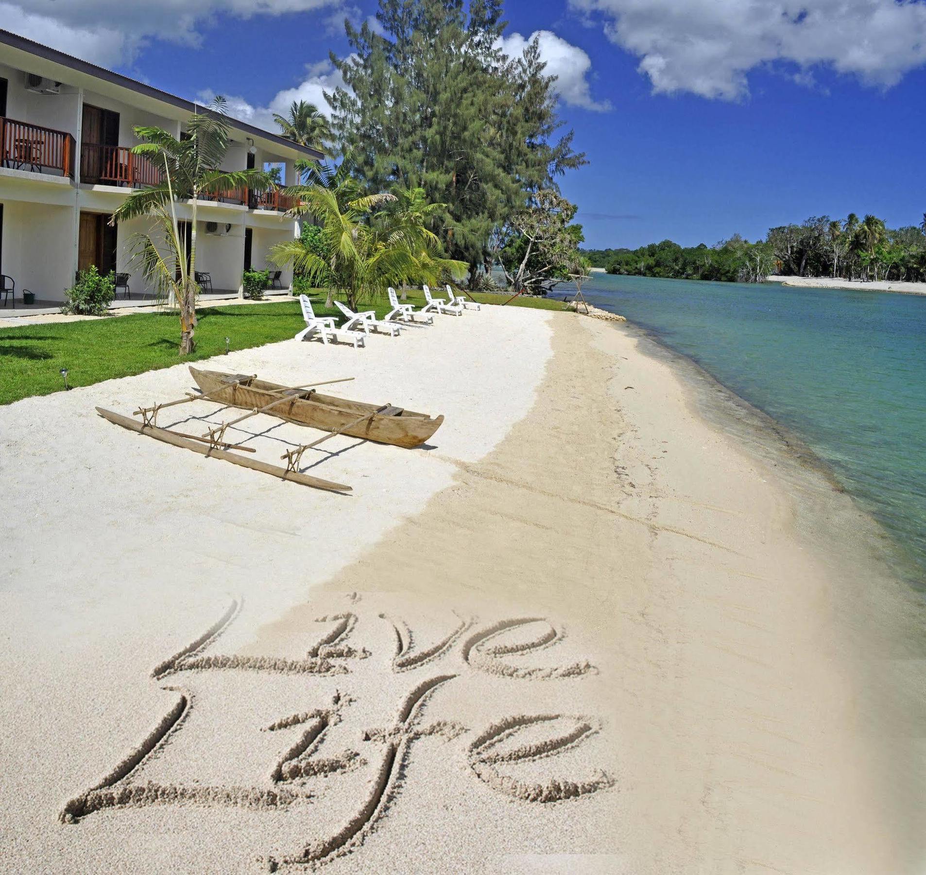 Tropicana Lagoon Apartments Port Vila Esterno foto