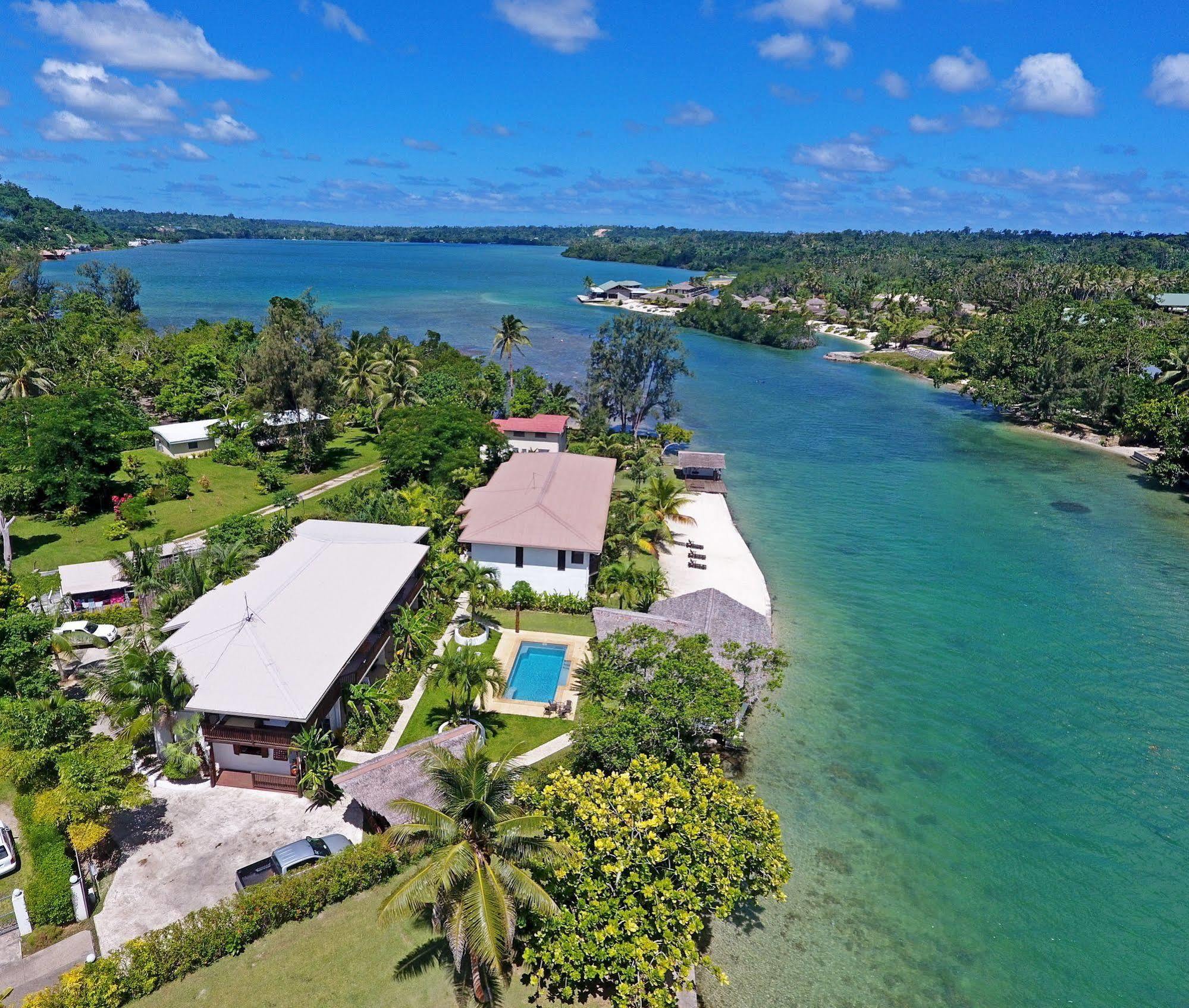 Tropicana Lagoon Apartments Port Vila Esterno foto