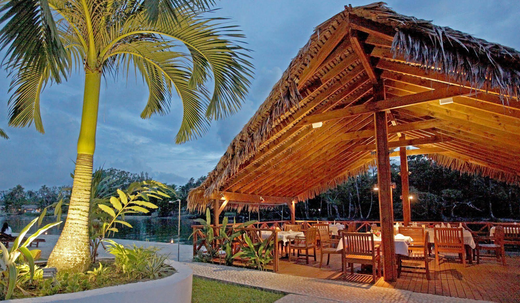 Tropicana Lagoon Apartments Port Vila Esterno foto
